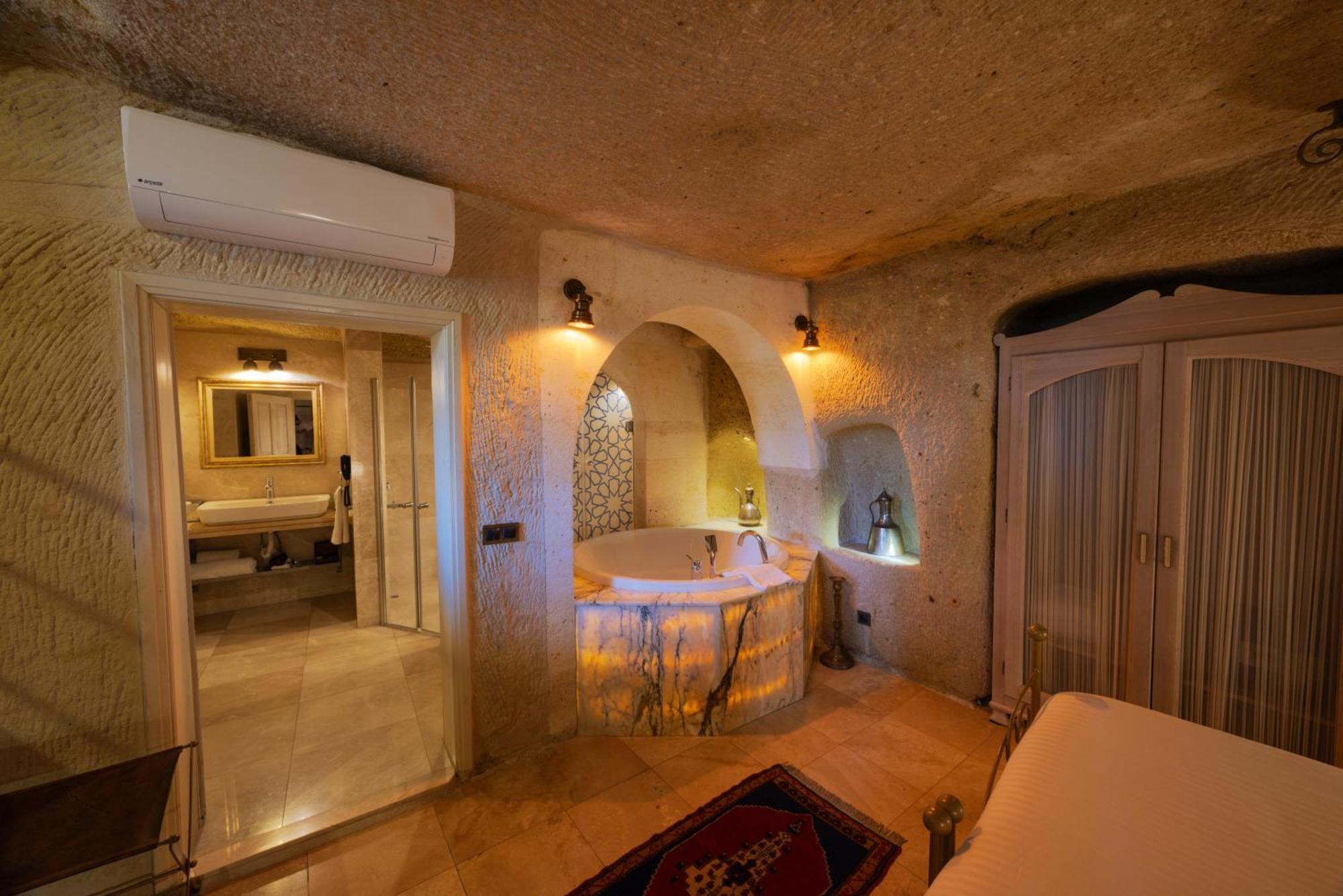 Tafoni Houses Cave Hotel Ortahisar Exteriér fotografie