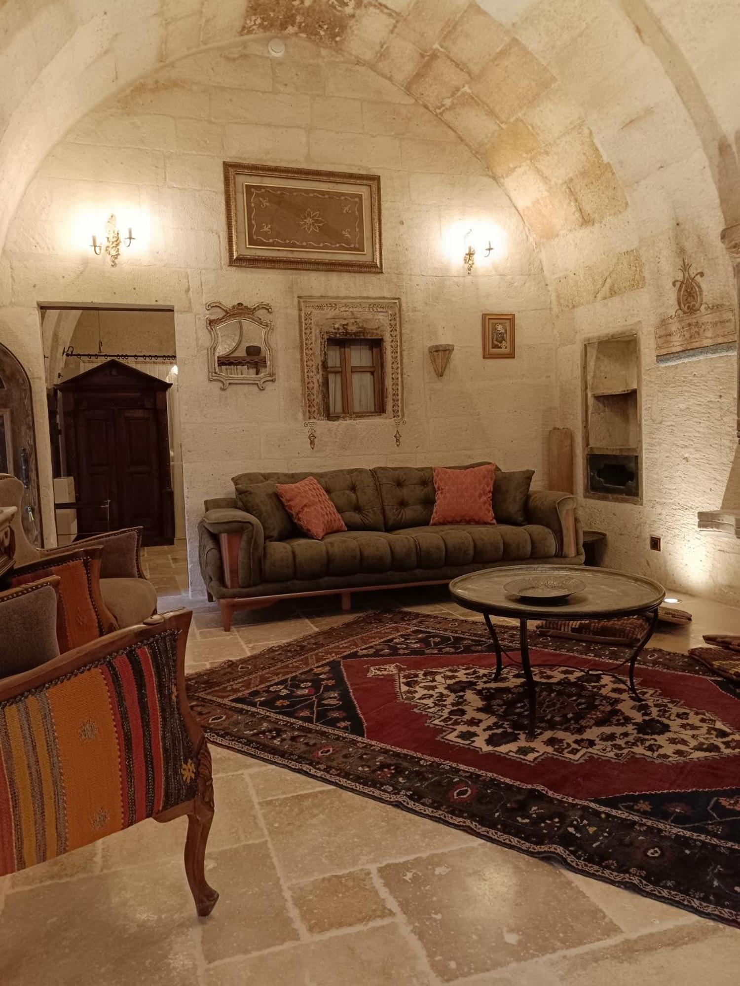 Tafoni Houses Cave Hotel Ortahisar Exteriér fotografie